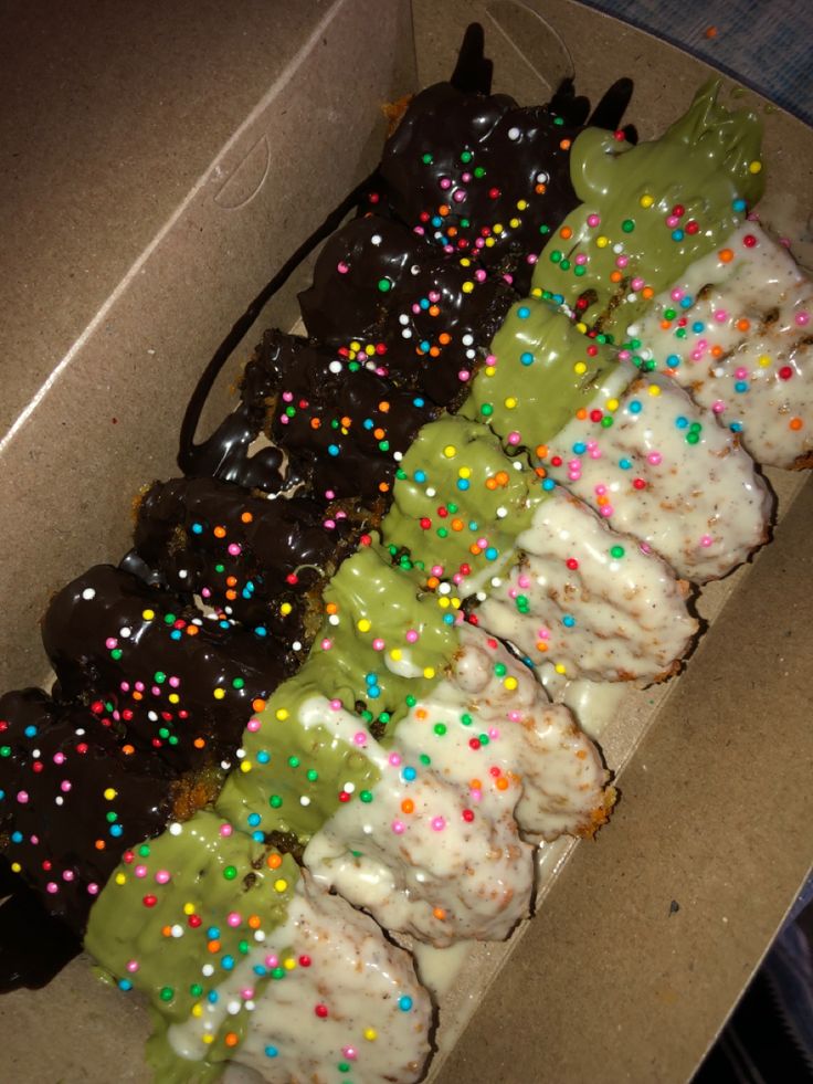 Pisang crispy topping glaze